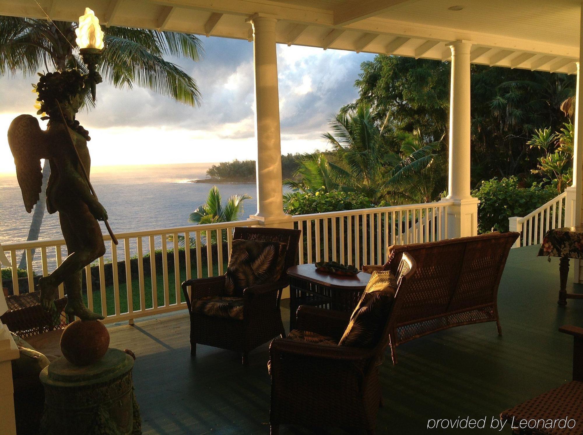 The Palms Cliff House Inn Honomu Exterior foto
