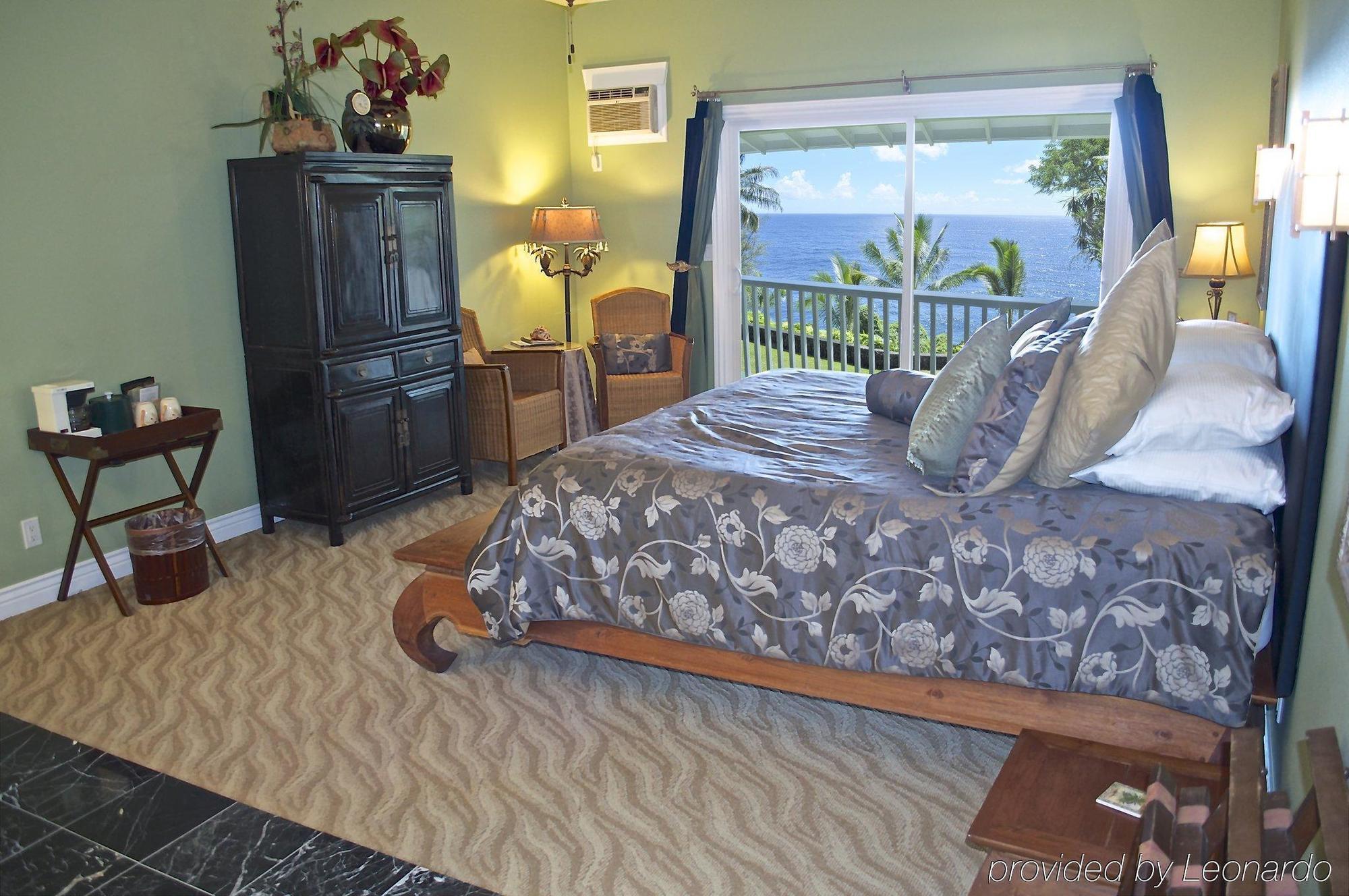 The Palms Cliff House Inn Honomu Exterior foto